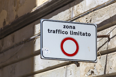traffic-italy-sign